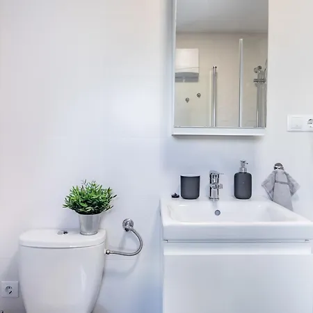 Sunlit Hideaway * 布达佩斯