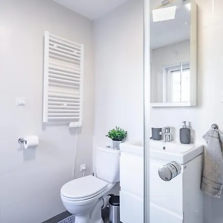 Sunlit Hideaway * 布达佩斯