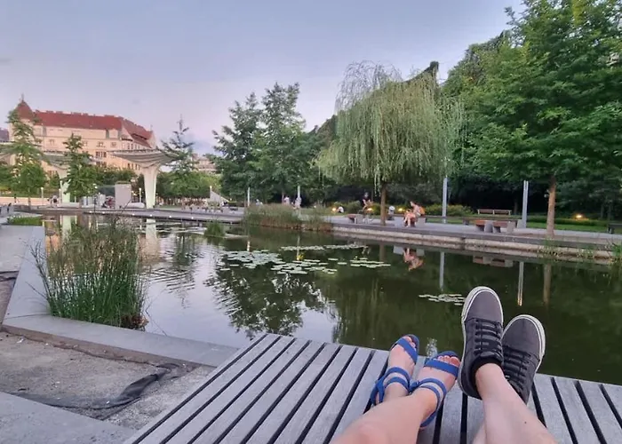 Sunlit Hideaway Διαμέρισμα